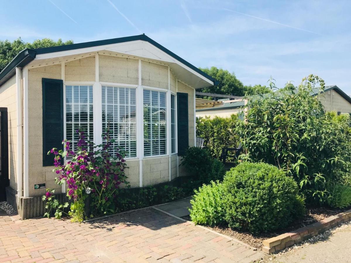 Chalet Hensbroek Exterior foto
